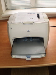 Лазерный принтер HP 1300 LaserJet