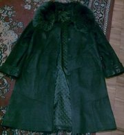 Продам кожаное пальто зеленого цвета б/у.