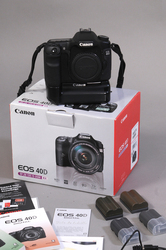 Canon 40D body + battery grip + 4 accu